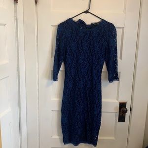 Blue rose-printed cocktail dress